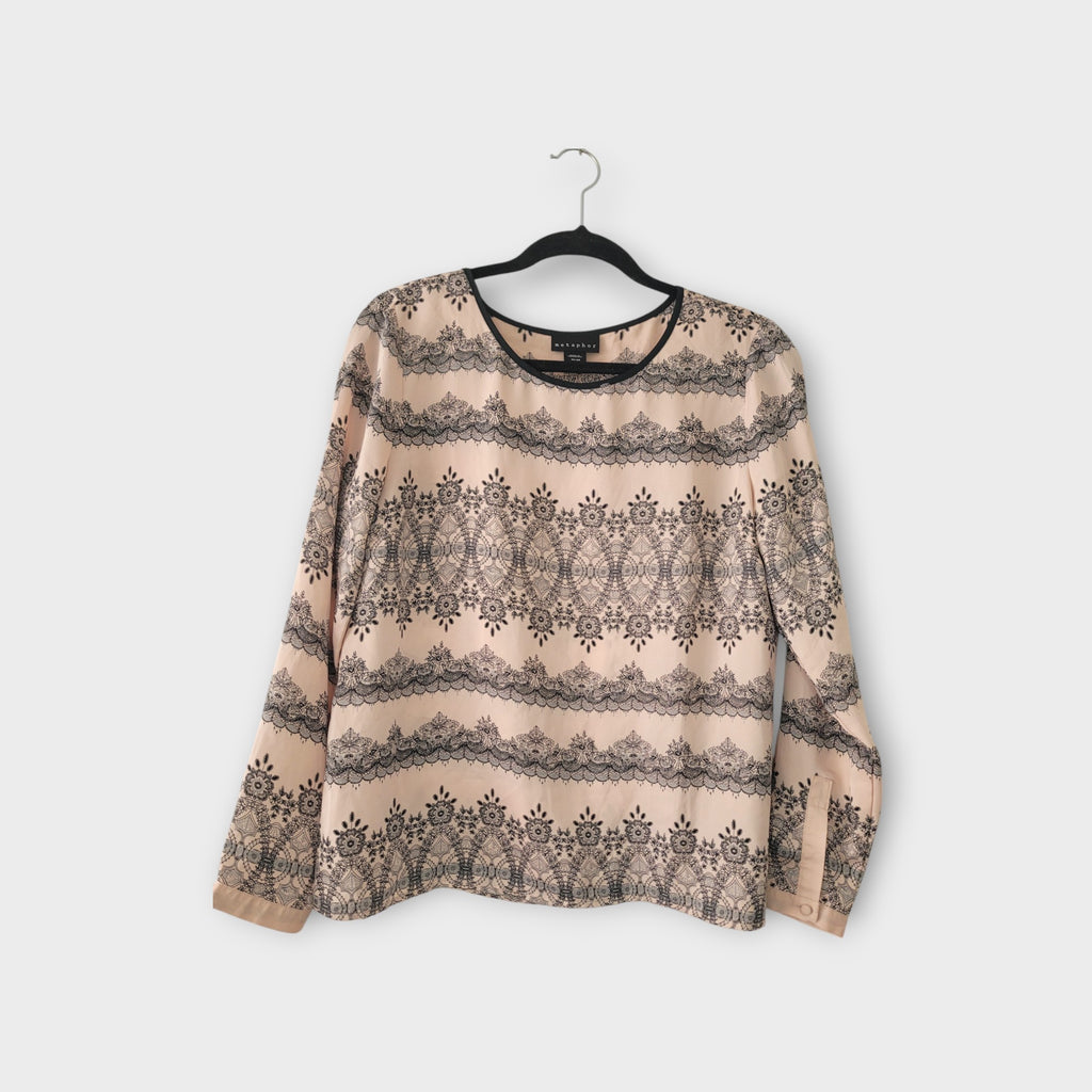 BLUSA METAPHOR