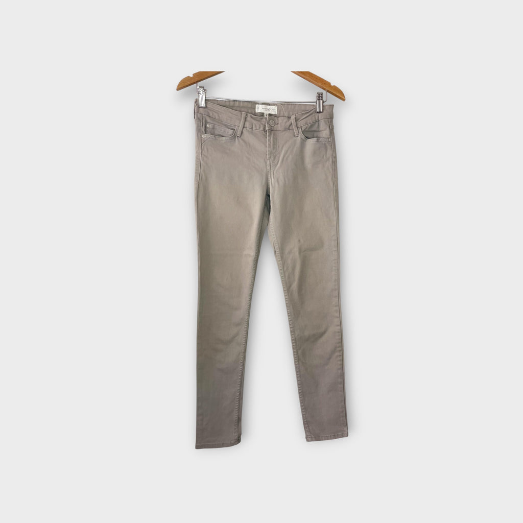 JEANS MANGO